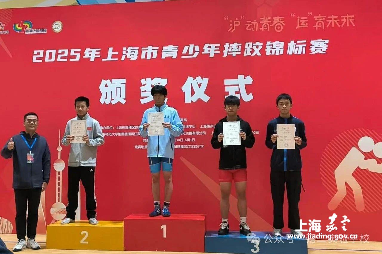 fa17445e1ed04950acdd578b09541216.jpg