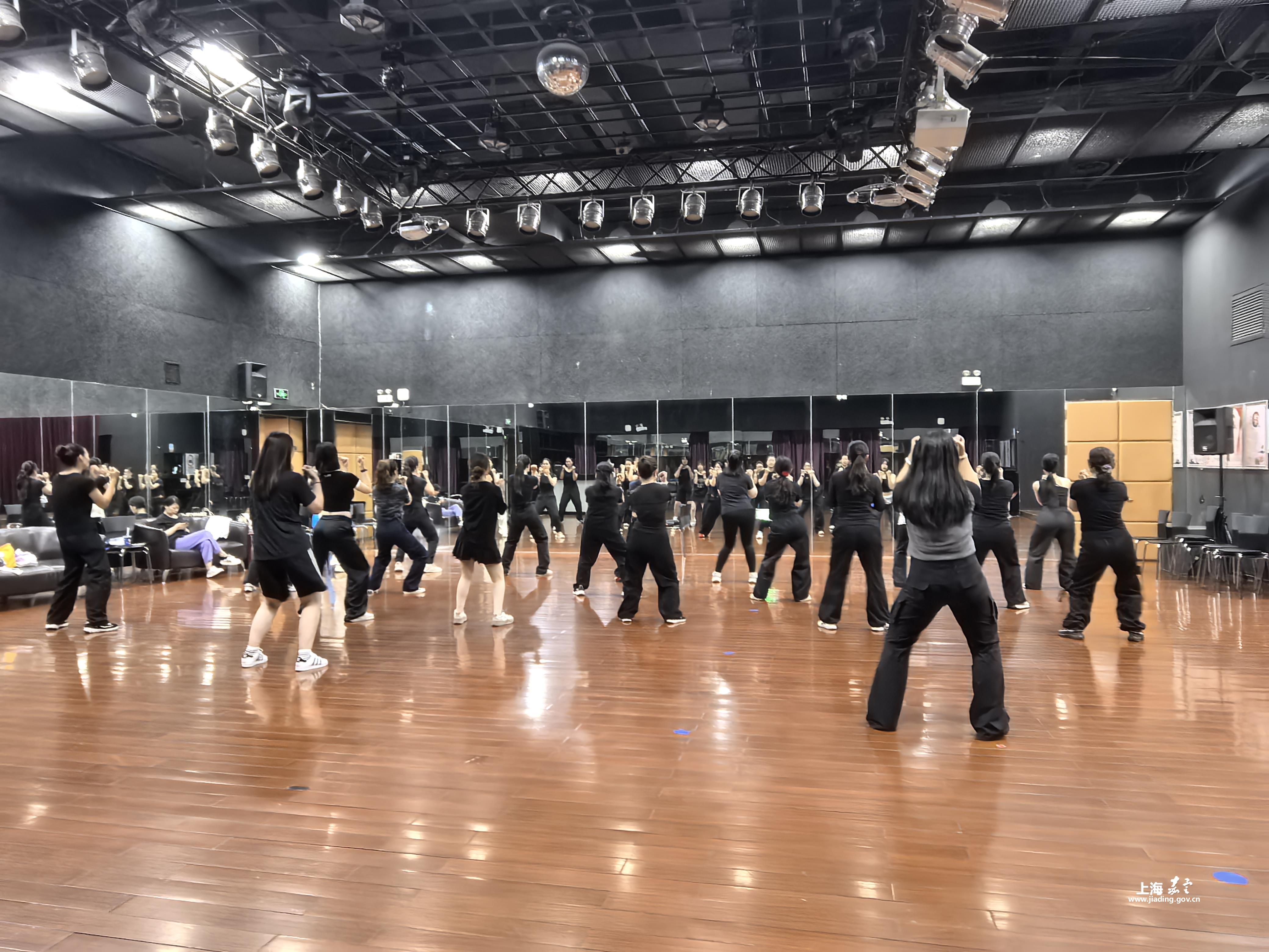 fbe26f77235641f7994e233a6d0b3548.jpg fbe26f77235641f7994e233a6d0b3548.jpg