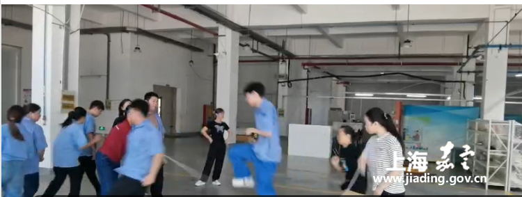 ff7aefb1c36345dab3d8ef5f5d73f3b9.png